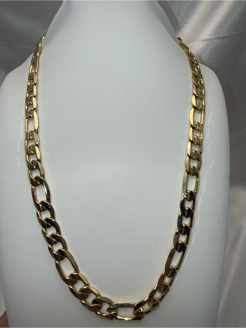 24 Inch 15mm 18K Gold Dipped Figaro Link Necklace